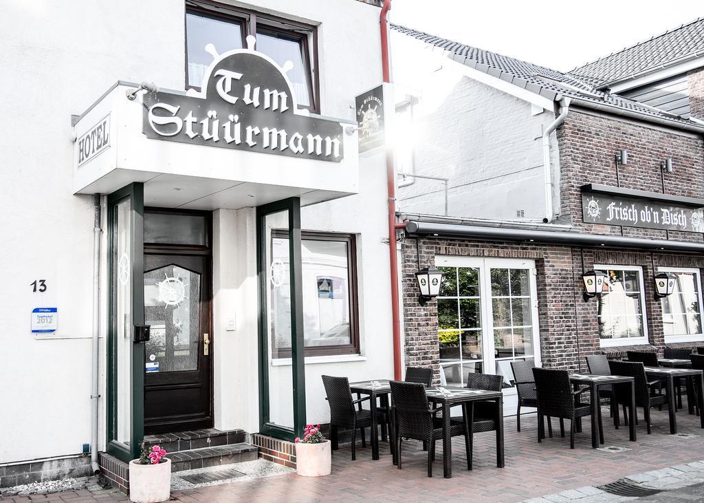 Hotel Tum Stueuermann Busum Ngoại thất bức ảnh